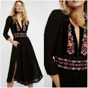 Free People Embroidered Boho Whimsigoth Floral Midi Dress Velvet trim size XS